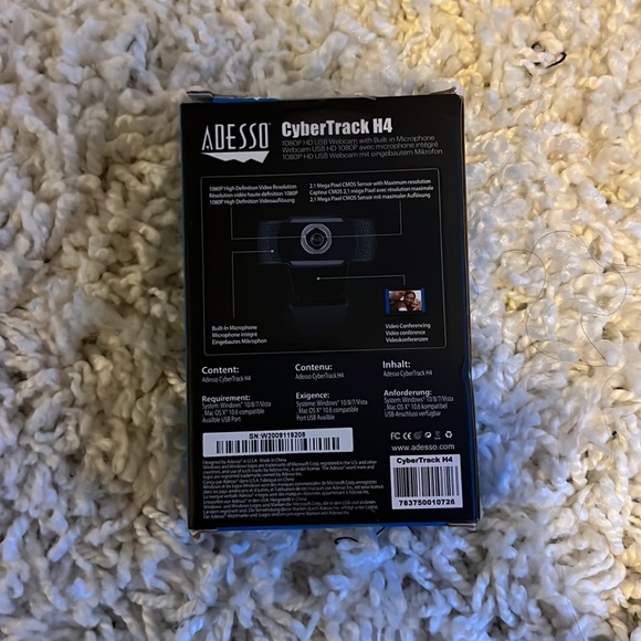 COPY - Adesso CyberTrack H4 Webcam - Picture 2 of 3